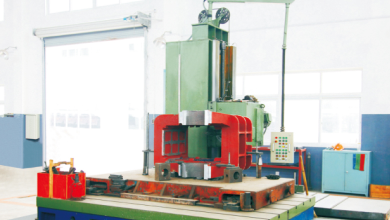 LX2000X250 Vertical Milling Machine